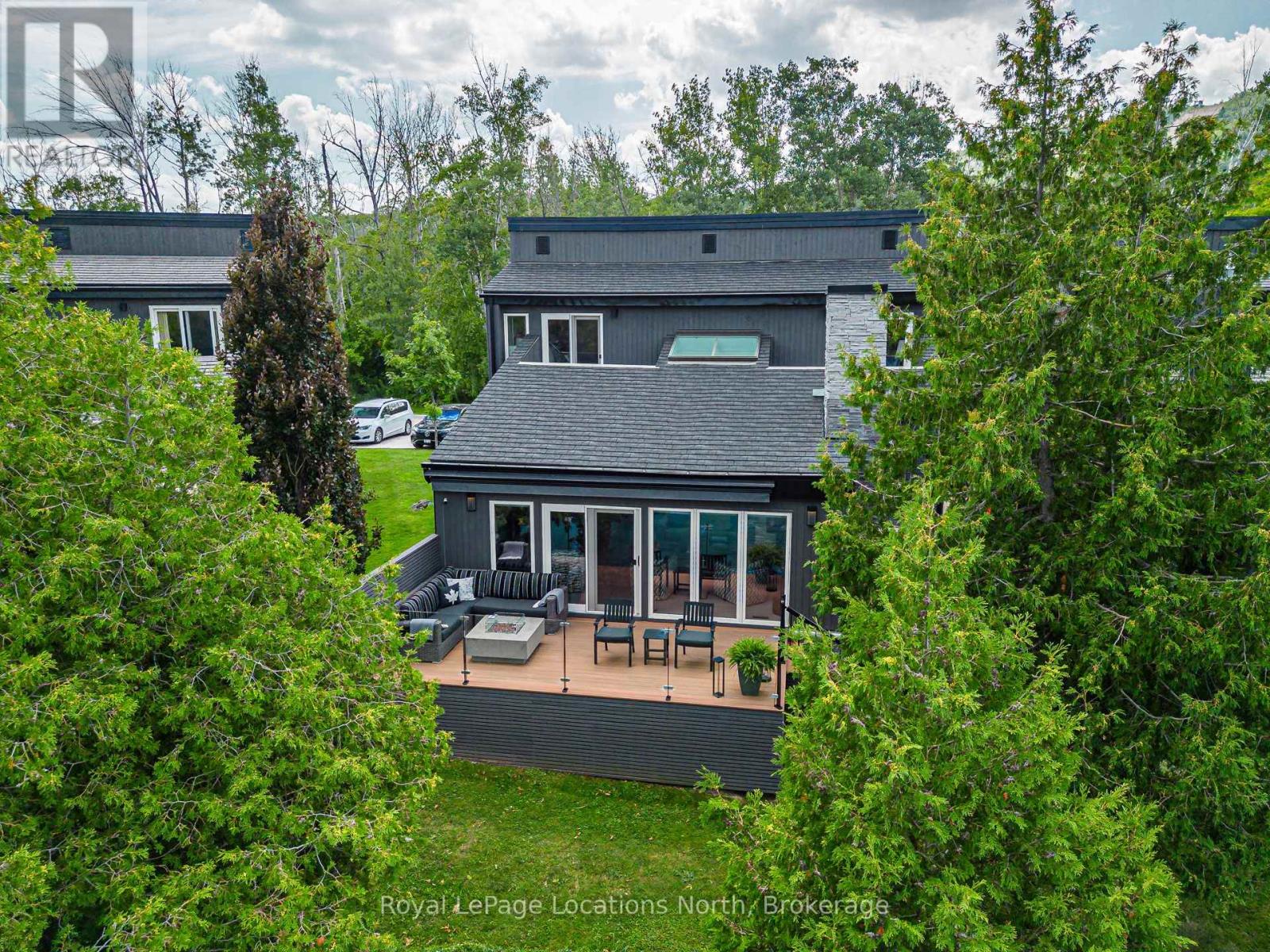 10 - 116 Hidden Lake Road, Blue Mountains, Ontario  L9Y 0T6 - Photo 2 - X12485812