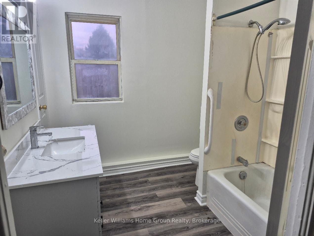 69 Ontario Street, Cambridge, Ontario  N3C 2H9 - Photo 6 - X12485842