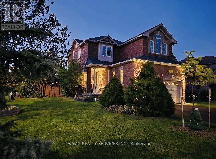 1 DAISY COURT, Brampton, Ontario