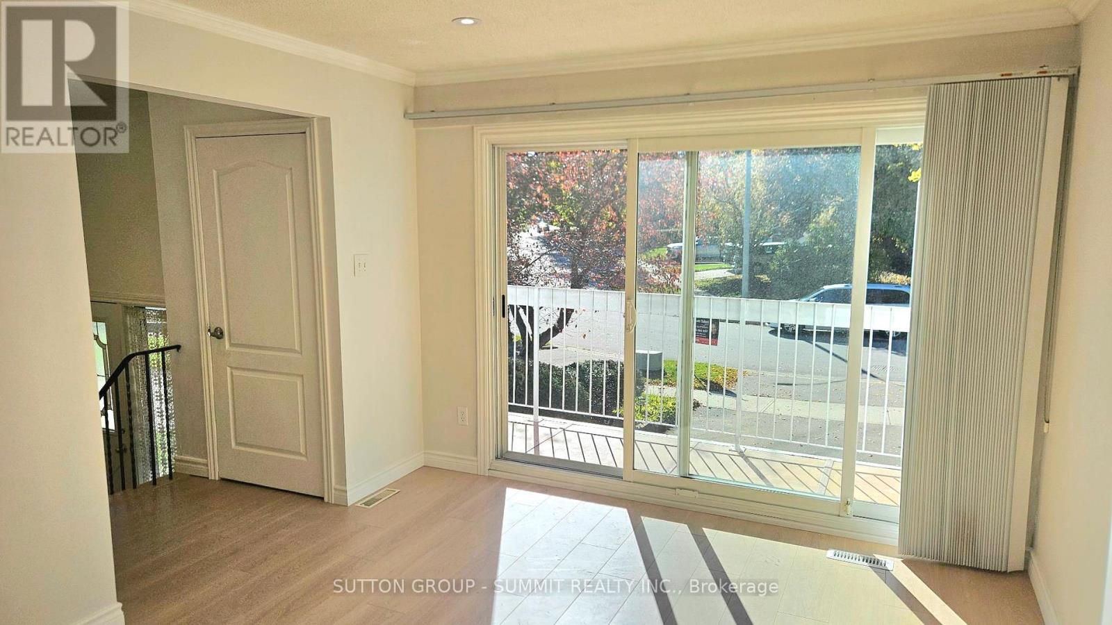 2529 Trondheim Crescent, Mississauga, Ontario  L5N 1P3 - Photo 7 - W12485403