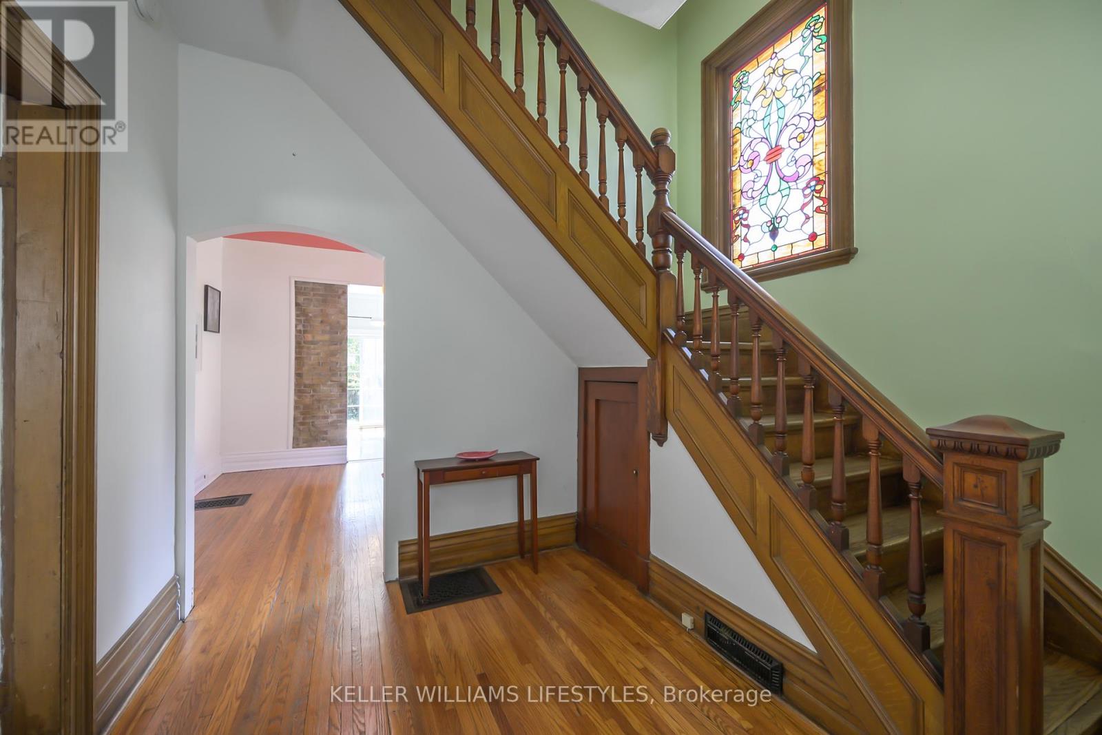 753 Lorne Avenue, London East, Ontario  N5W 3K9 - Photo 3 - X12485789