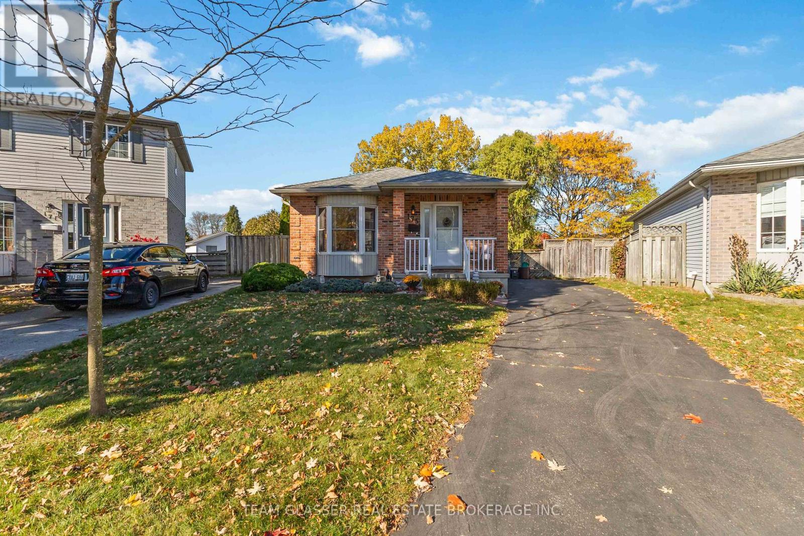 175 Pochard Court, London East, Ontario  N5W 5Z3 - Photo 2 - X12485811