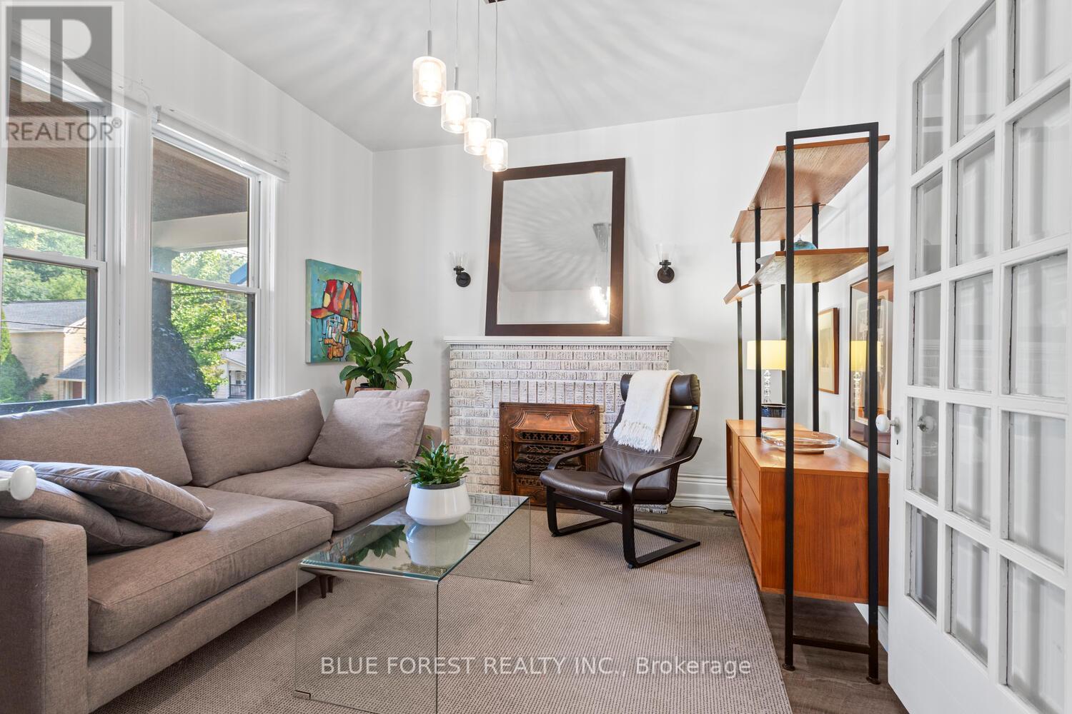 623 Dufferin Avenue, London East (East G), Ontario  N5W 3J8 - Photo 8 - X12485840