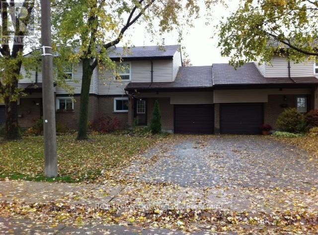 75 - 23 Queenslea Drive, Hamilton (Quinndale), Ontario  L8W 1T7 - Photo 1 - X12485826