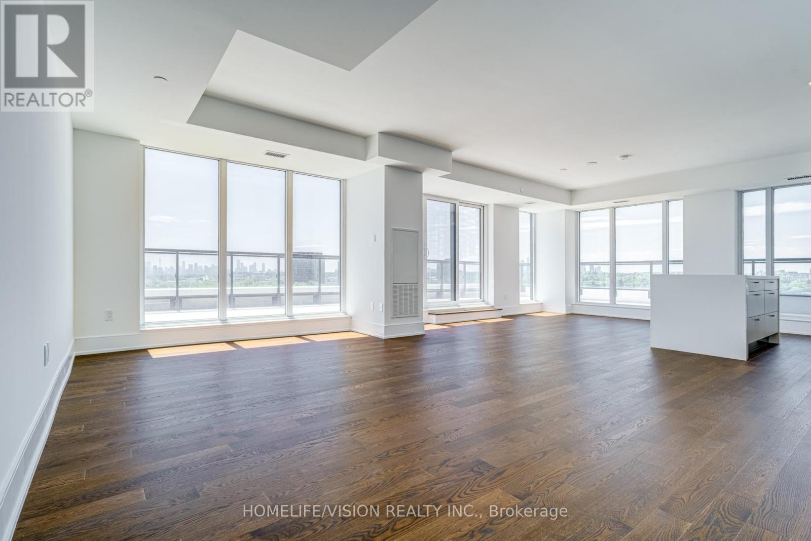 910 - 30 Inn On The Park Drive, Toronto, Ontario  M3C 0P7 - Photo 16 - C12485644