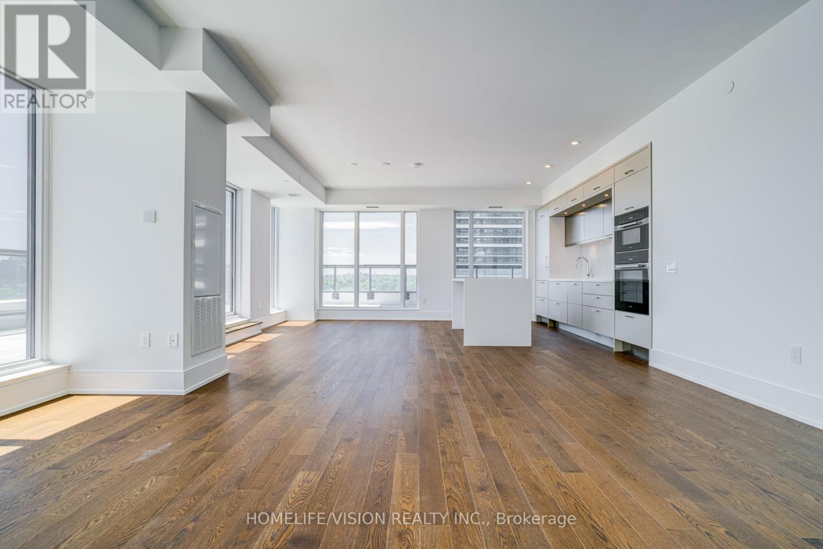 910 - 30 Inn On The Park Drive, Toronto, Ontario  M3C 0P7 - Photo 18 - C12485644