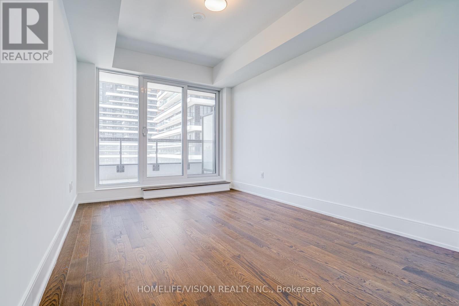 910 - 30 Inn On The Park Drive, Toronto, Ontario  M3C 0P7 - Photo 25 - C12485644