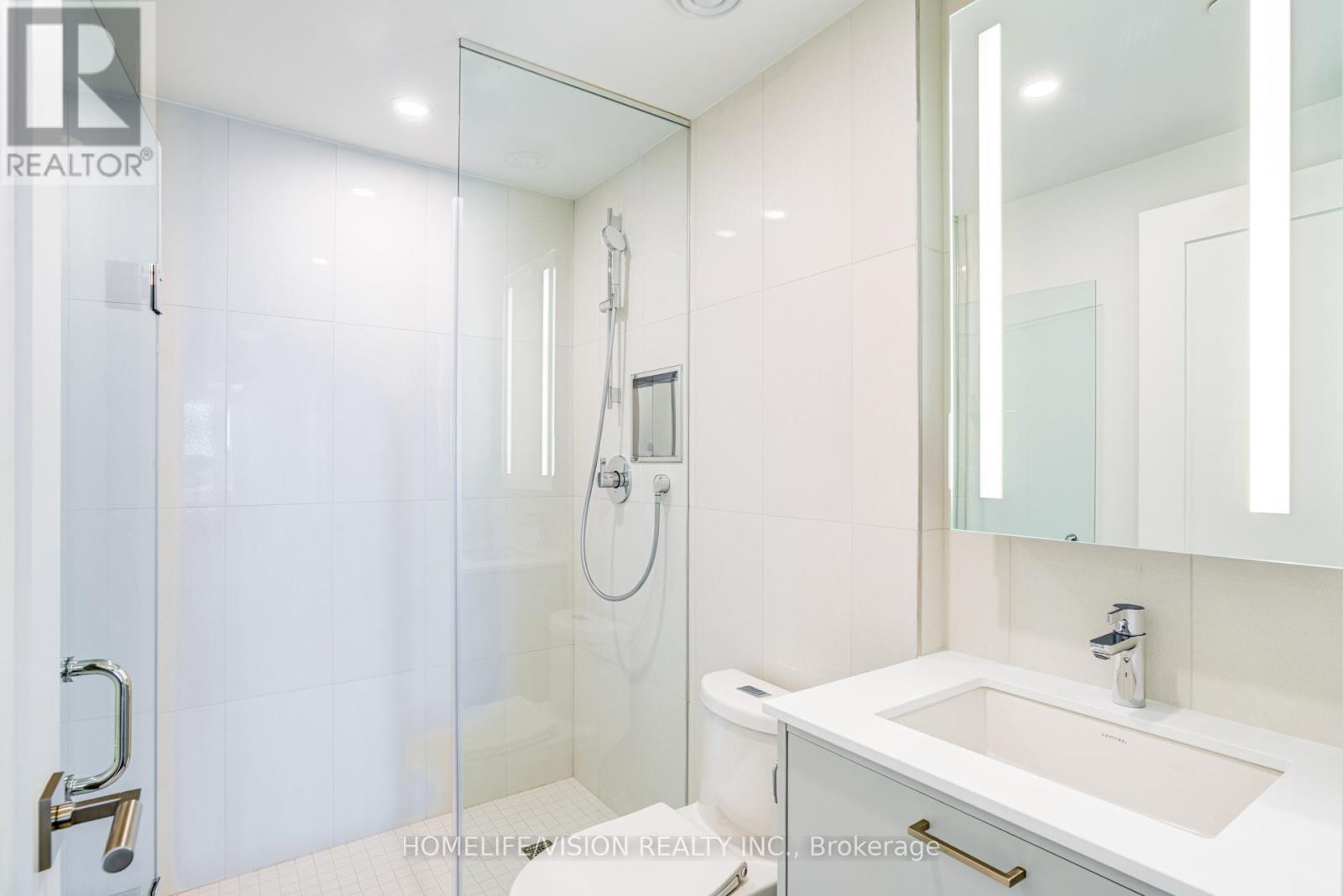 910 - 30 Inn On The Park Drive, Toronto, Ontario  M3C 0P7 - Photo 35 - C12485644