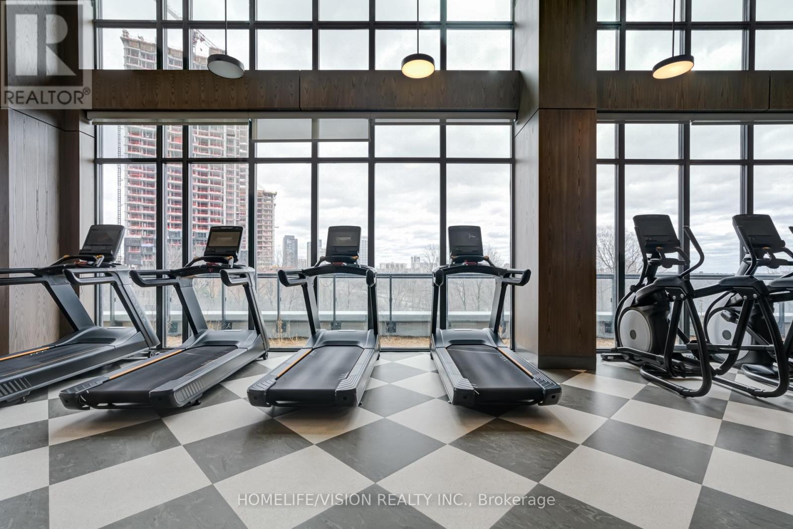 910 - 30 Inn On The Park Drive, Toronto, Ontario  M3C 0P7 - Photo 8 - C12485644