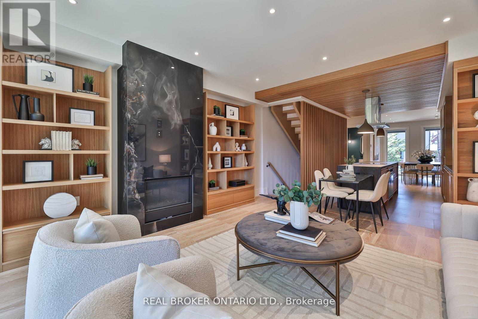 444 Roxton Road, Toronto, Ontario  M6G 3R4 - Photo 10 - C12485682