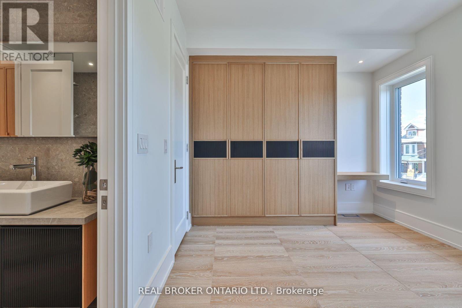 444 Roxton Road, Toronto, Ontario  M6G 3R4 - Photo 20 - C12485682