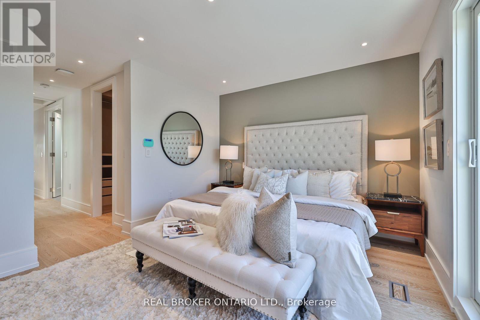 444 Roxton Road, Toronto, Ontario  M6G 3R4 - Photo 25 - C12485682