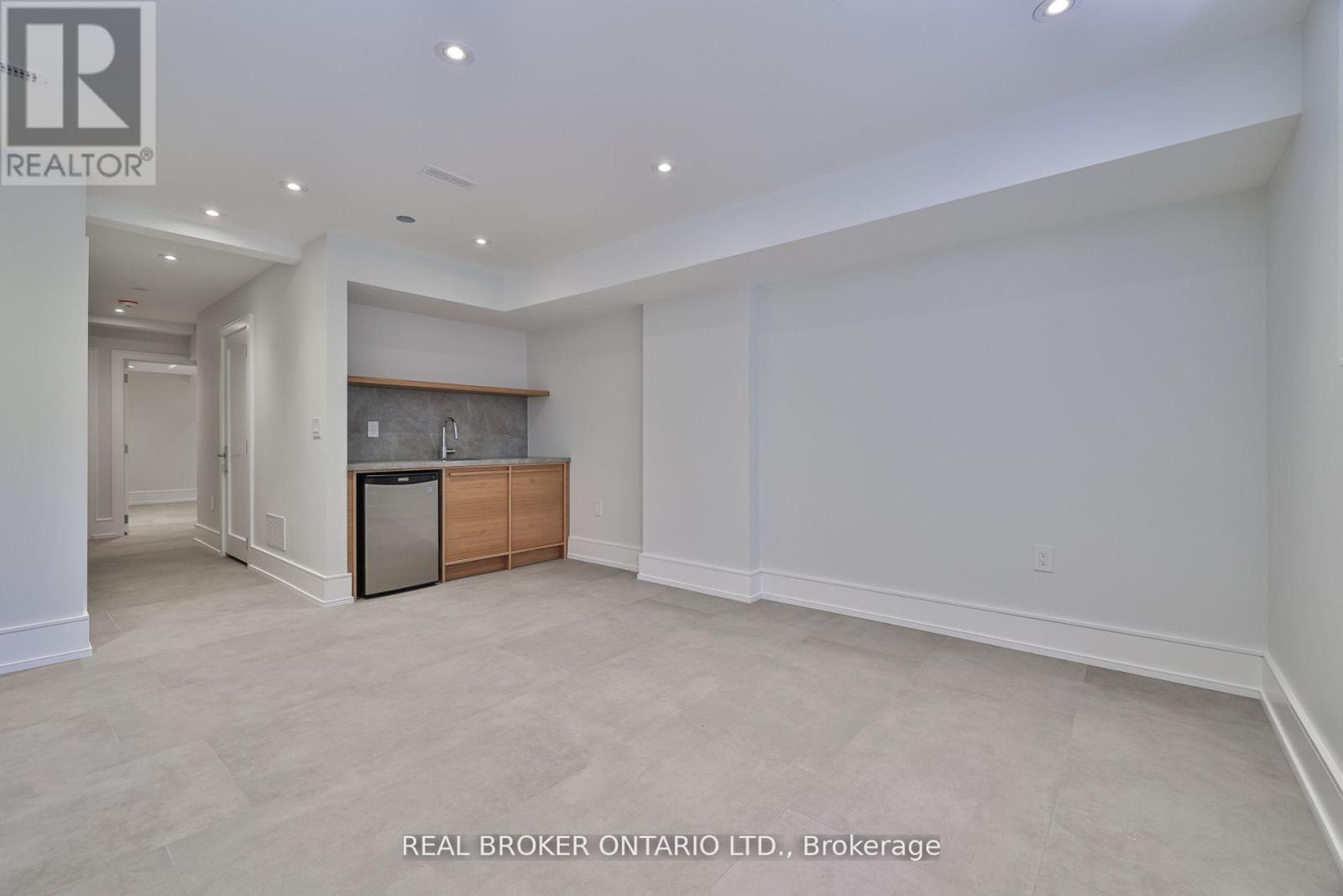 444 Roxton Road, Toronto, Ontario  M6G 3R4 - Photo 37 - C12485682