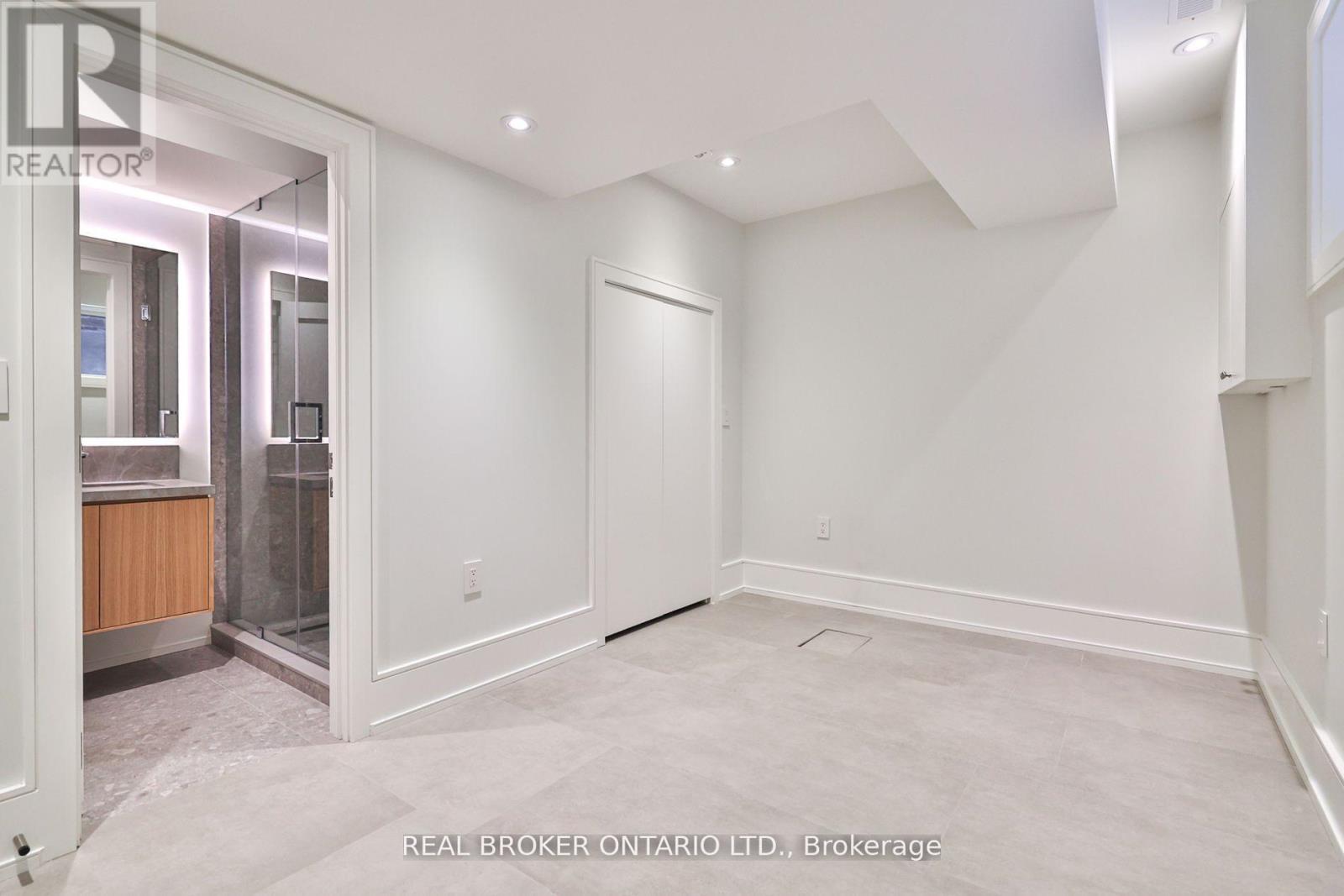 444 Roxton Road, Toronto, Ontario  M6G 3R4 - Photo 38 - C12485682