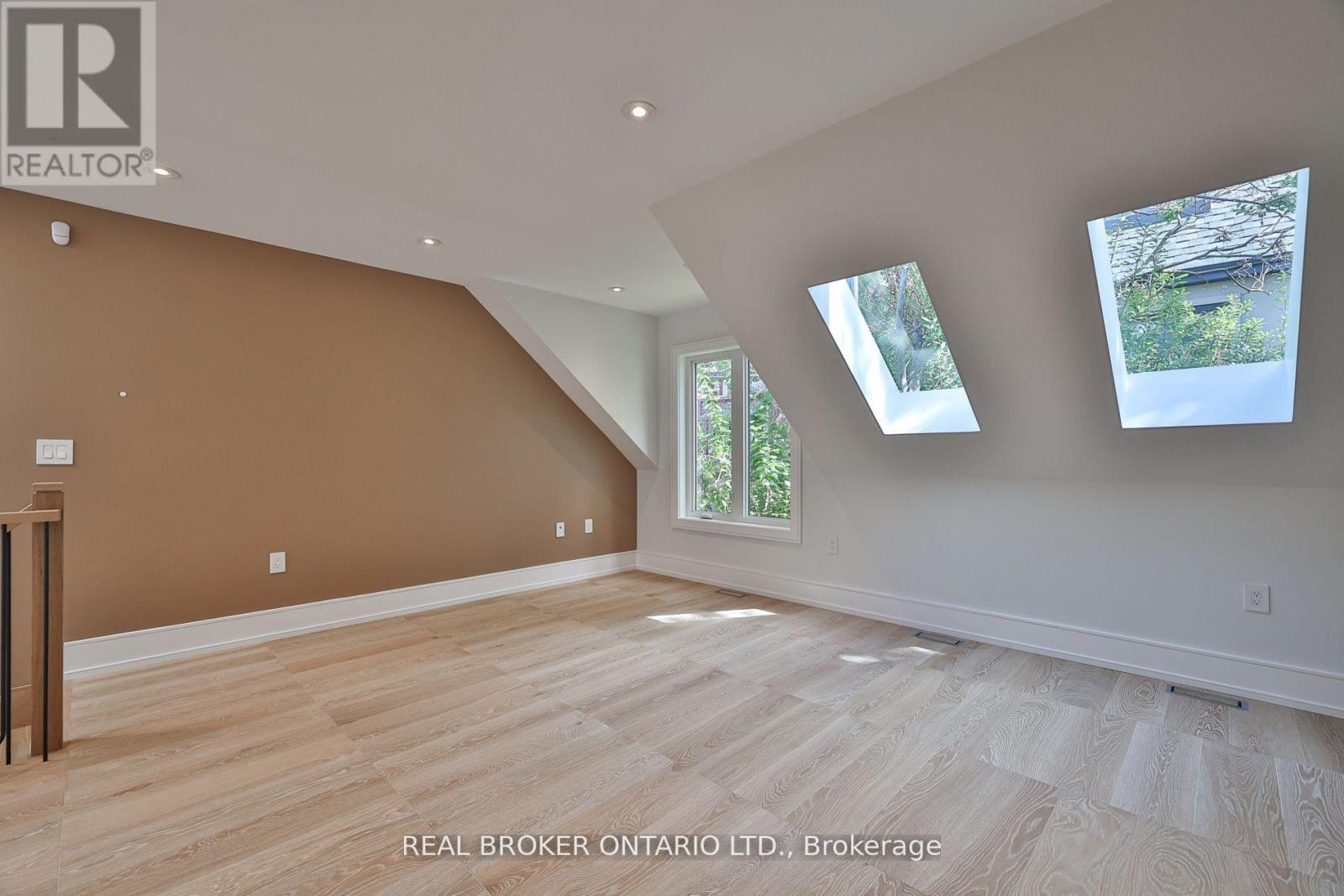 444 Roxton Road, Toronto, Ontario  M6G 3R4 - Photo 44 - C12485682