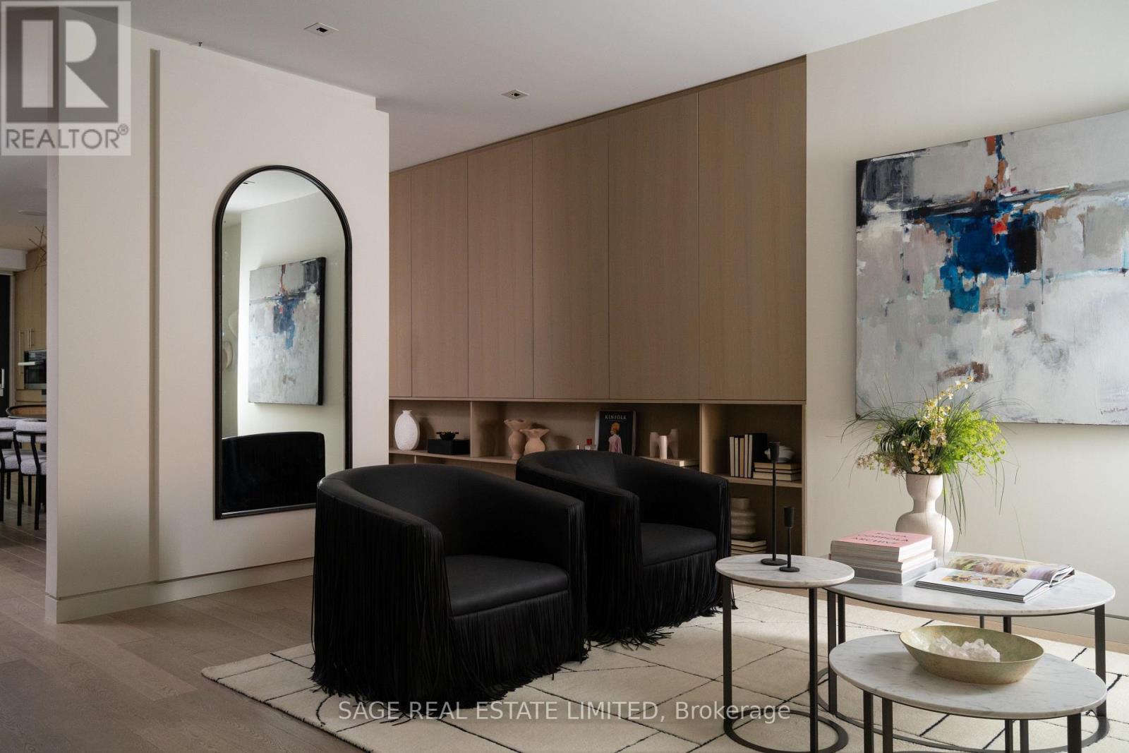 109 Hilton Avenue, Toronto, Ontario  M5R 3E8 - Photo 7 - C12485725