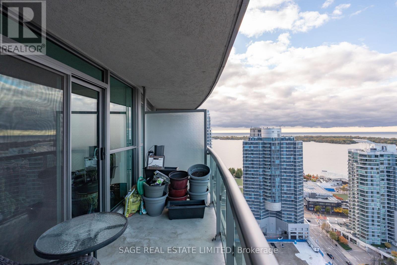 3712 - 19 Grand Trunk Crescent, Toronto, Ontario  M5J 3A3 - Photo 19 - C12485742