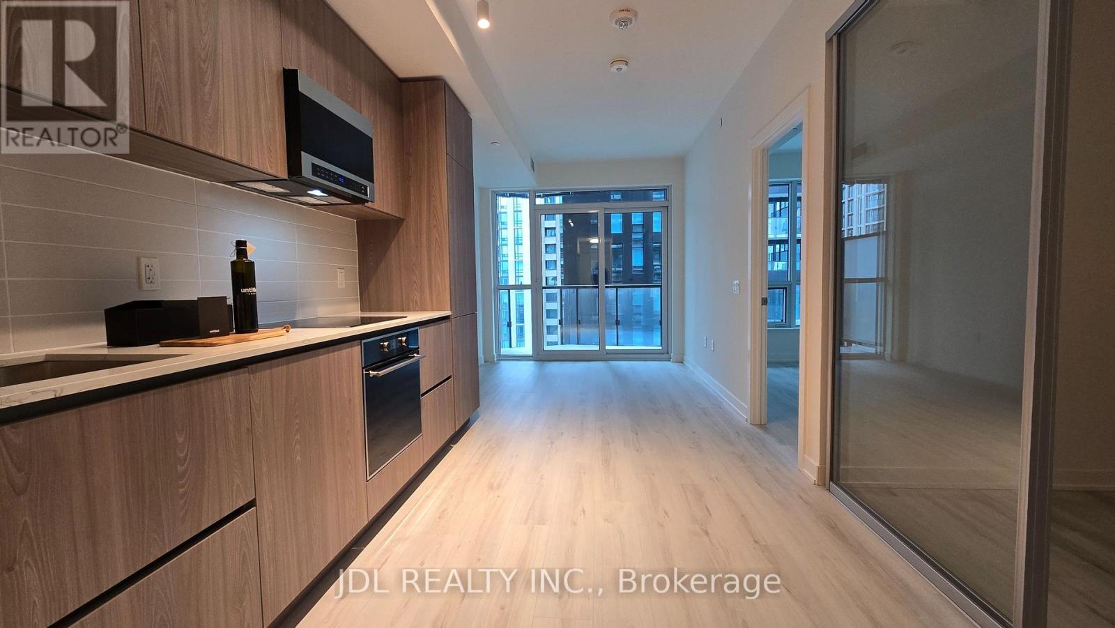 1204 - 110 BROADWAY AVENUE, Toronto, Ontario