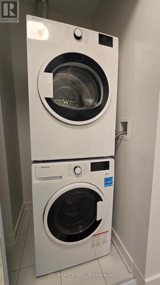 1204 - 110 Broadway Avenue, Toronto, Ontario  M4P 1V7 - Photo 10 - C12485747