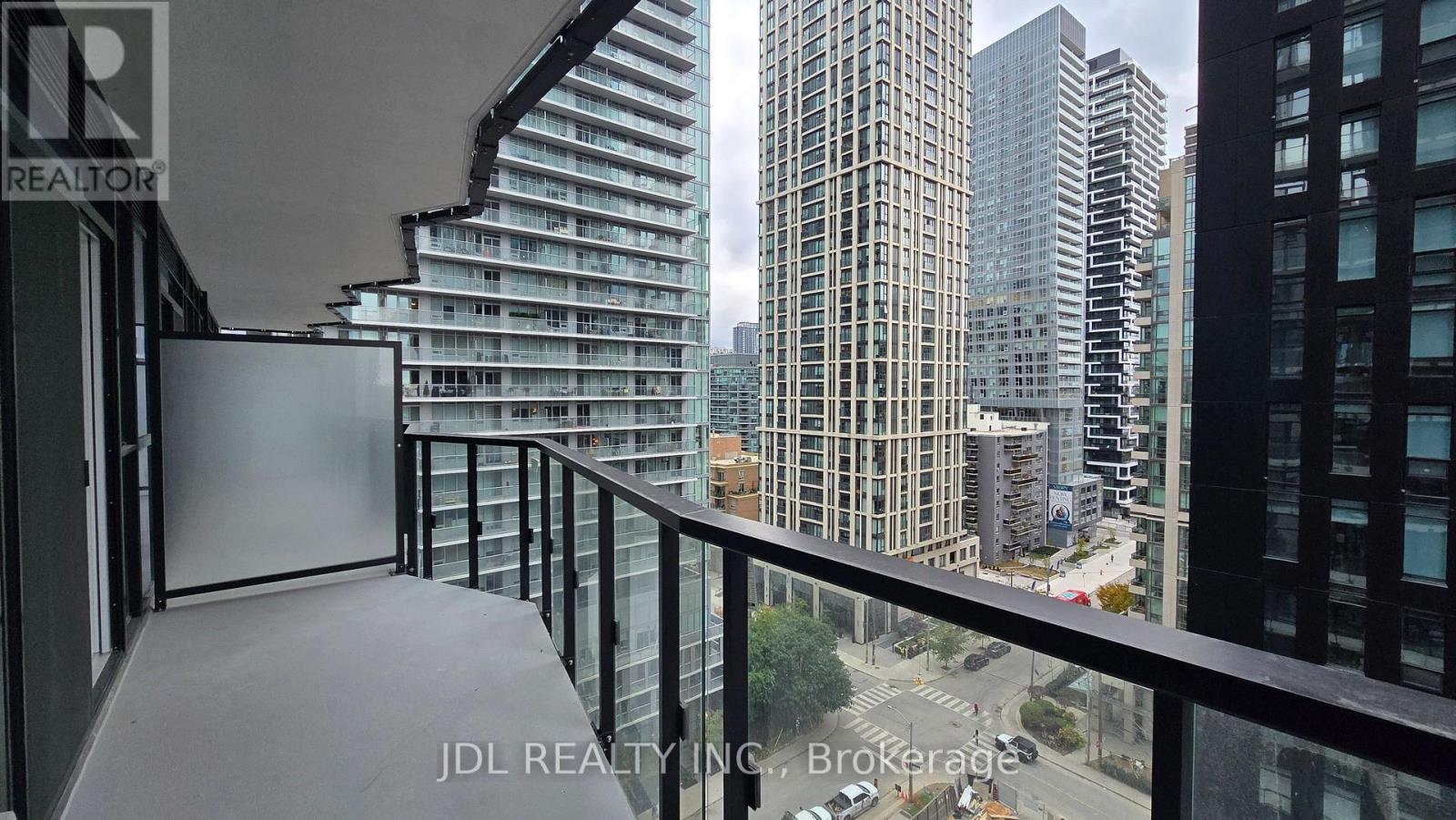 1204 - 110 Broadway Avenue, Toronto, Ontario  M4P 1V7 - Photo 13 - C12485747