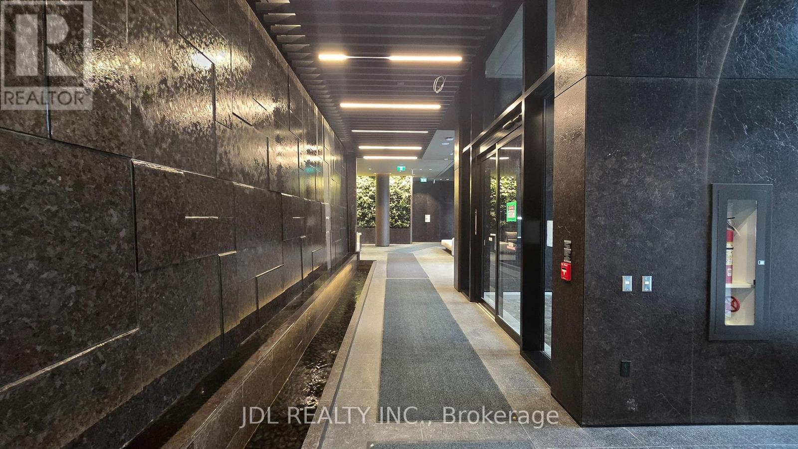 1204 - 110 Broadway Avenue, Toronto, Ontario  M4P 1V7 - Photo 18 - C12485747