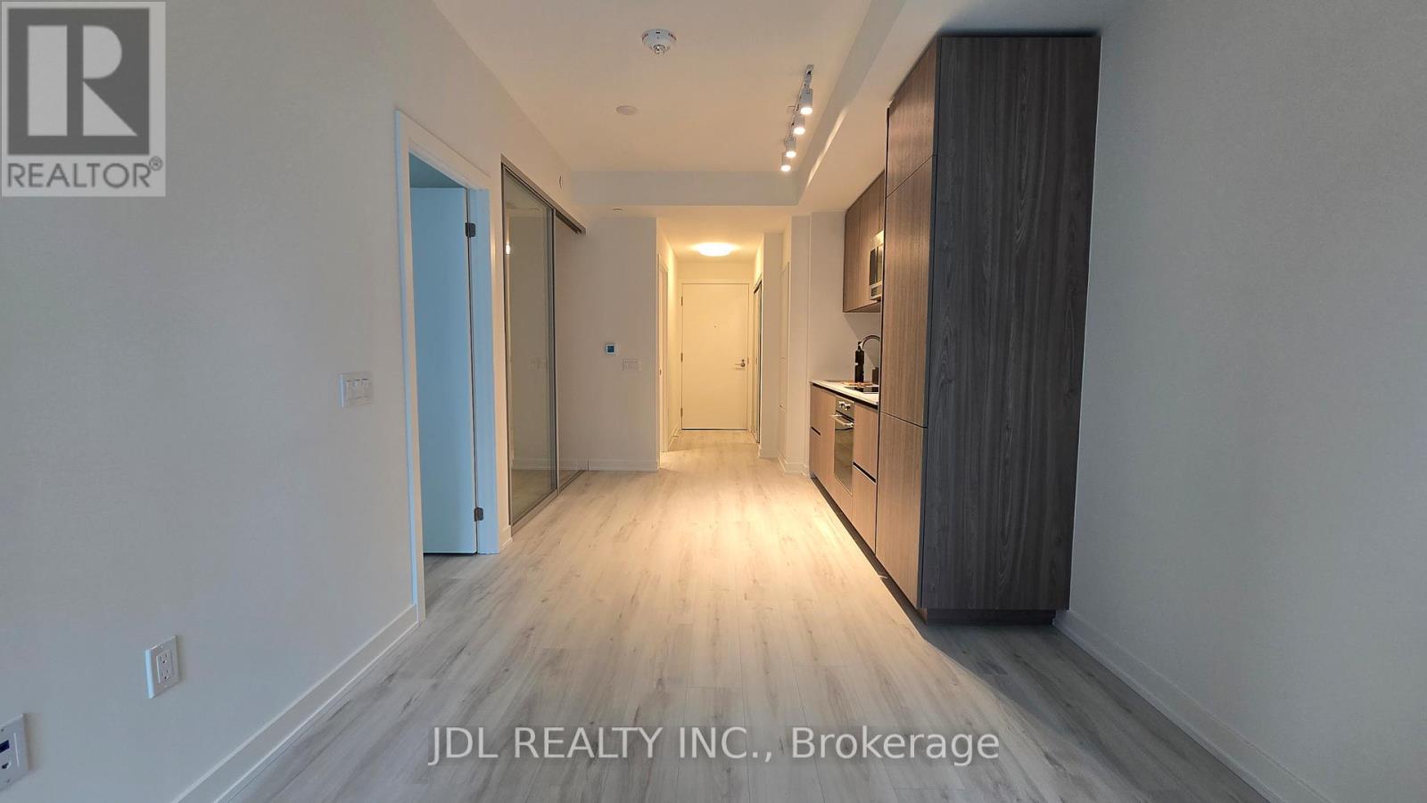 1204 - 110 Broadway Avenue, Toronto, Ontario  M4P 1V7 - Photo 4 - C12485747