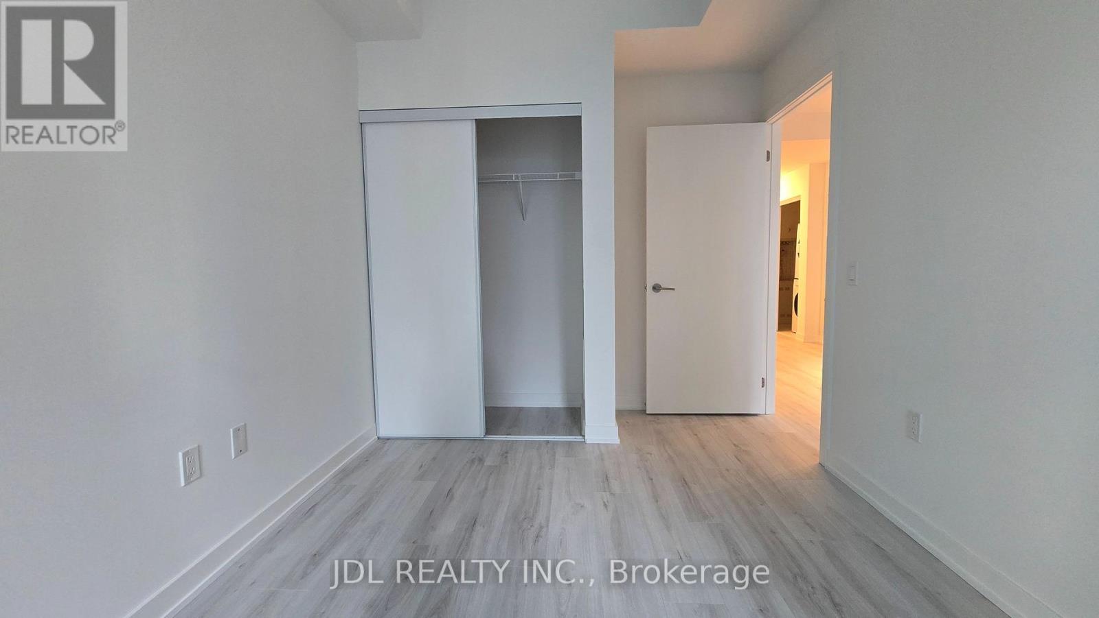 1204 - 110 Broadway Avenue, Toronto, Ontario  M4P 1V7 - Photo 9 - C12485747