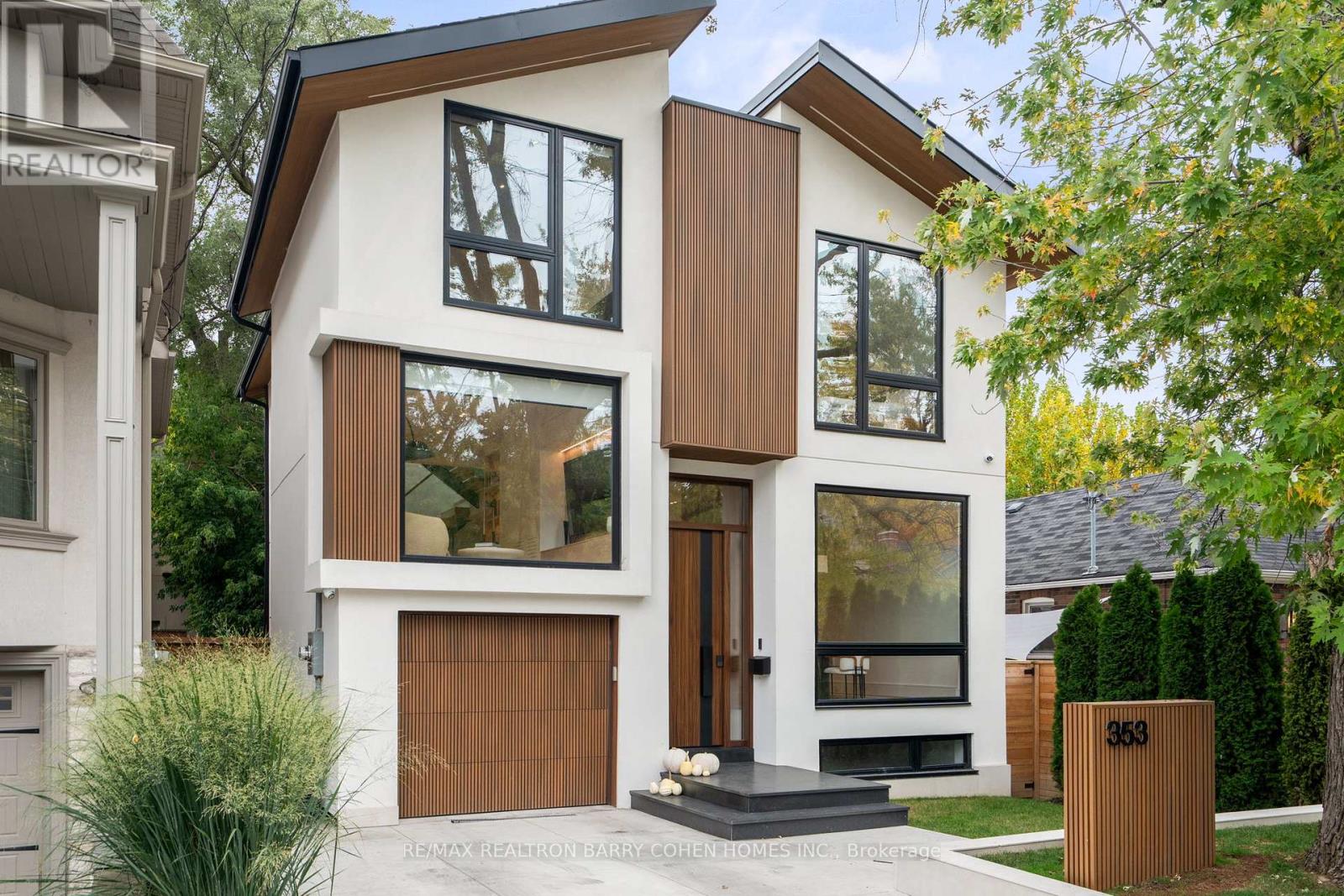 353 BROADWAY AVENUE, Toronto, Ontario