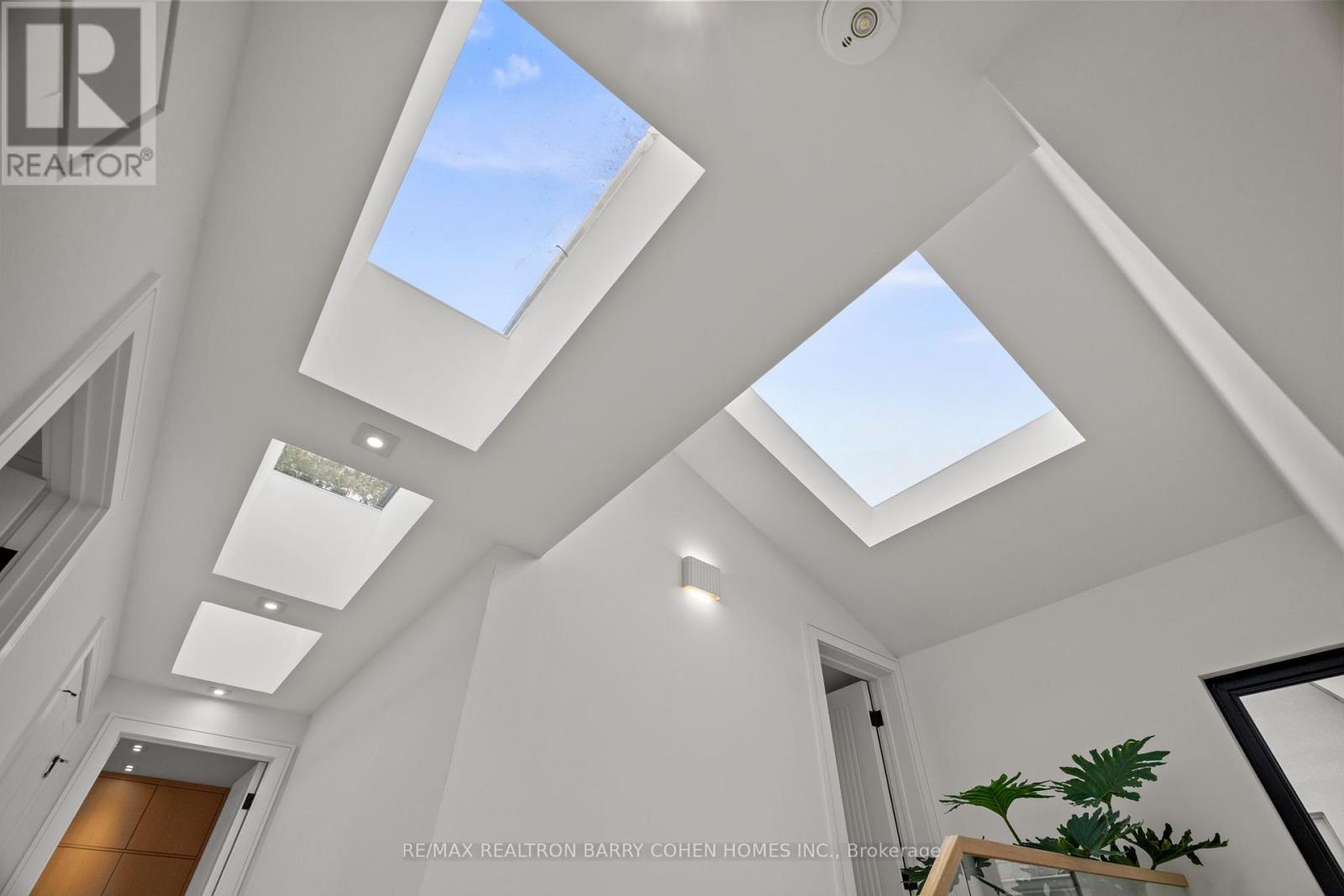 353 Broadway Avenue, Toronto (Bridle Path-Sunnybrook-York Mills), Ontario  M4P 1W8 - Photo 17 - C12485786