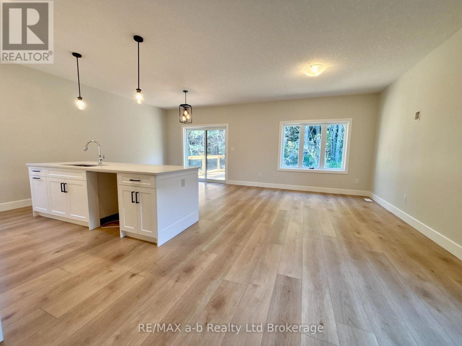 41 Cash Crescent, Ingersoll, Ontario  N5C 0E2 - Photo 15 - X12485818