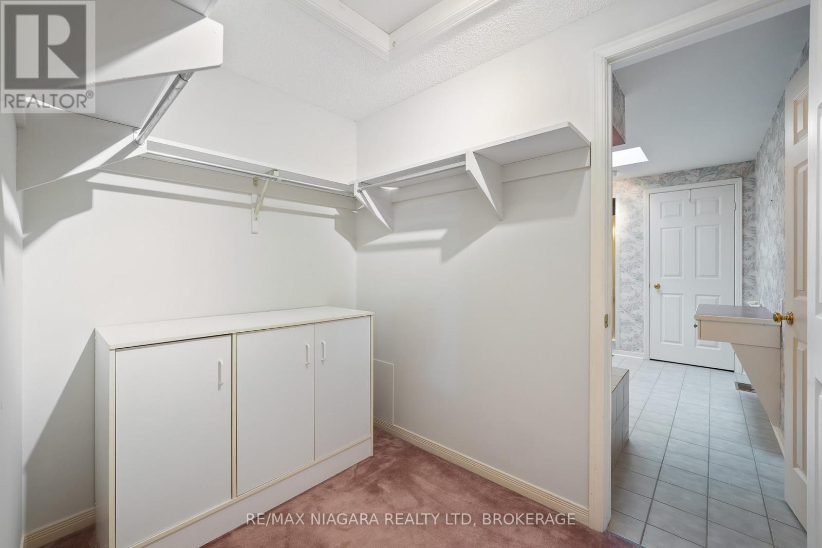 2 - 10 Elderwood Drive, St. Catharines, Ontario  L2S 3G3 - Photo 17 - X12485816