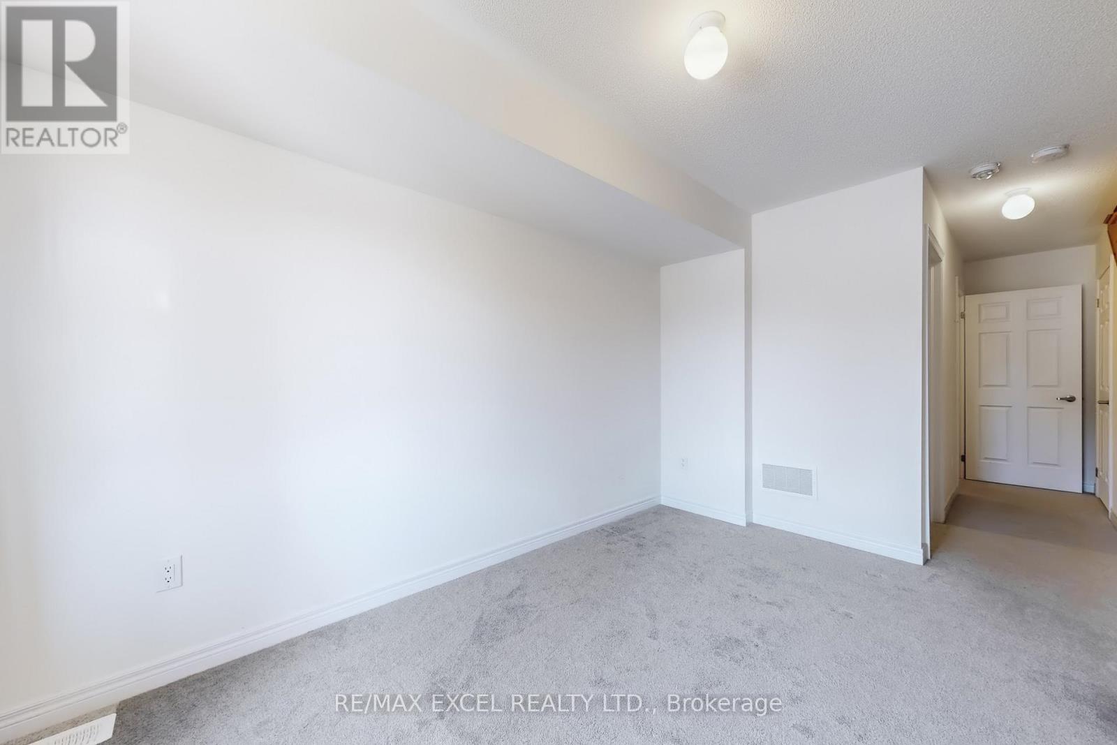 2839 Whites Road, Pickering, Ontario  L1X 0P4 - Photo 10 - E12485636