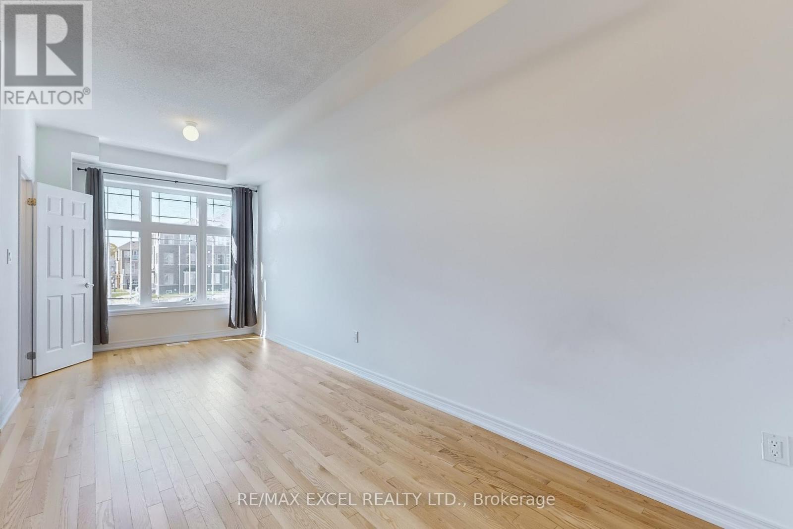 2839 Whites Road, Pickering, Ontario  L1X 0P4 - Photo 13 - E12485636