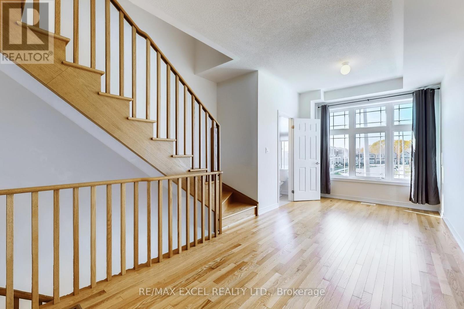 2839 Whites Road, Pickering, Ontario  L1X 0P4 - Photo 15 - E12485636