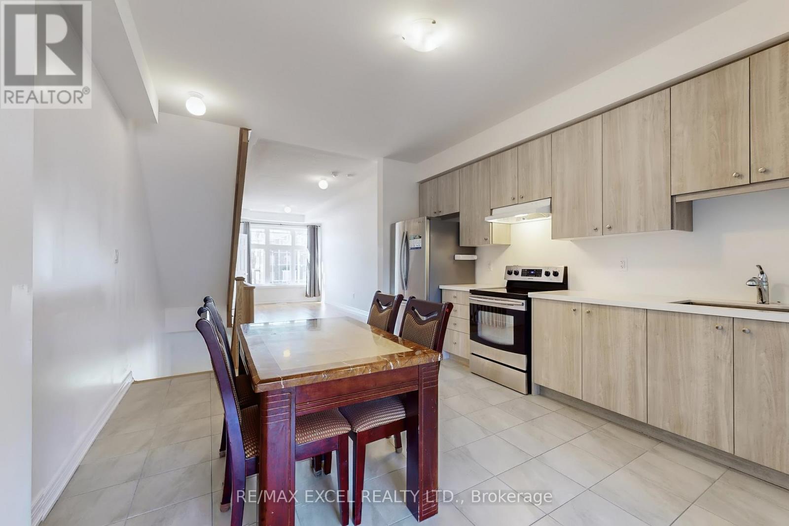 2839 Whites Road, Pickering, Ontario  L1X 0P4 - Photo 23 - E12485636