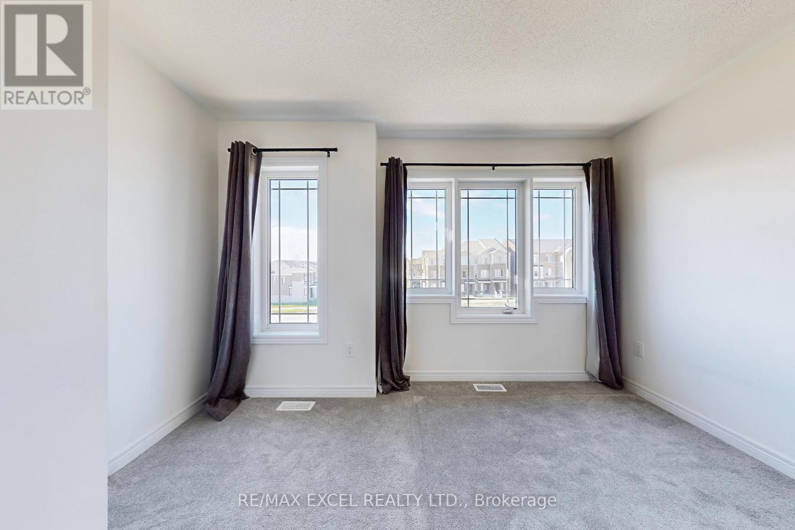 2839 Whites Road, Pickering, Ontario  L1X 0P4 - Photo 27 - E12485636