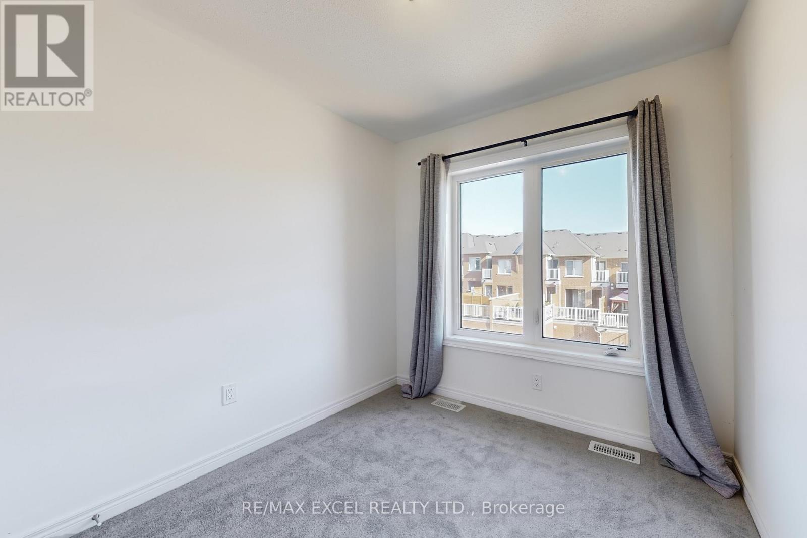 2839 Whites Road, Pickering, Ontario  L1X 0P4 - Photo 35 - E12485636