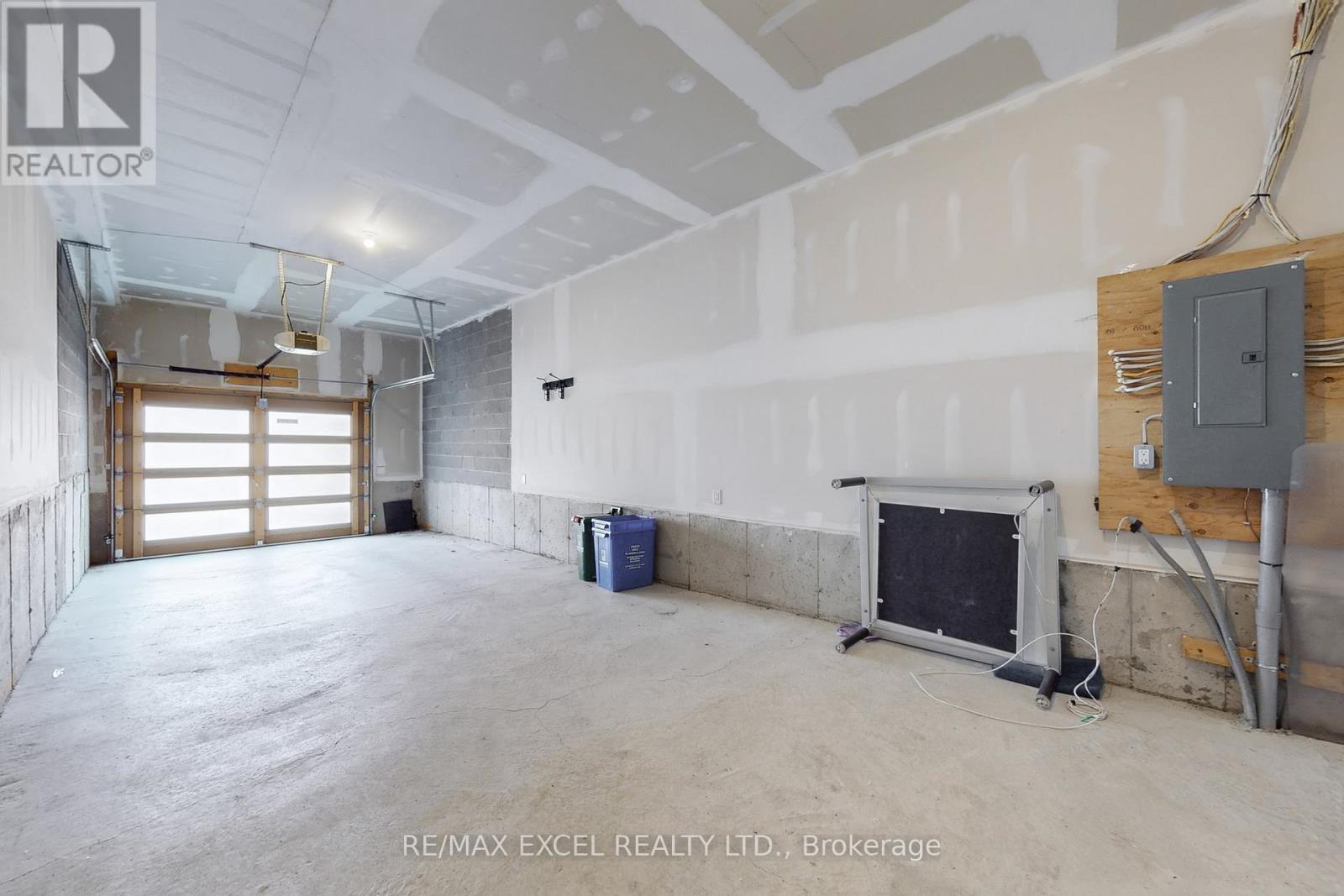 2839 Whites Road, Pickering, Ontario  L1X 0P4 - Photo 38 - E12485636