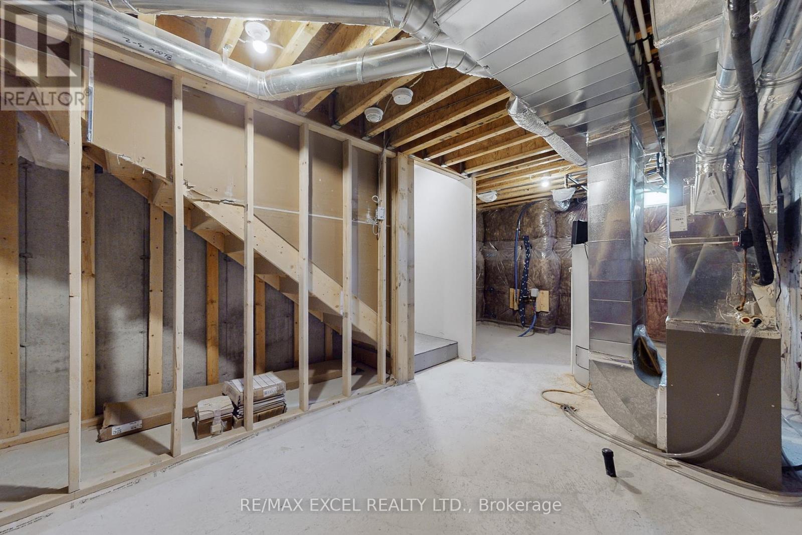 2839 Whites Road, Pickering, Ontario  L1X 0P4 - Photo 40 - E12485636