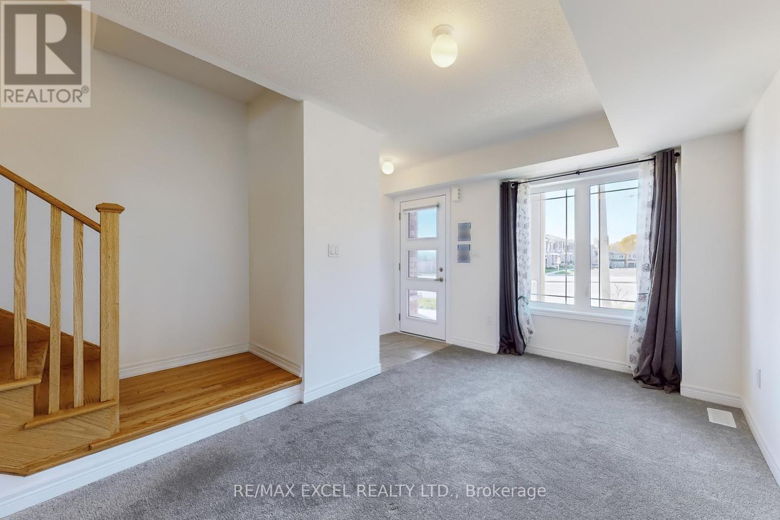 2839 Whites Road, Pickering, Ontario  L1X 0P4 - Photo 8 - E12485636