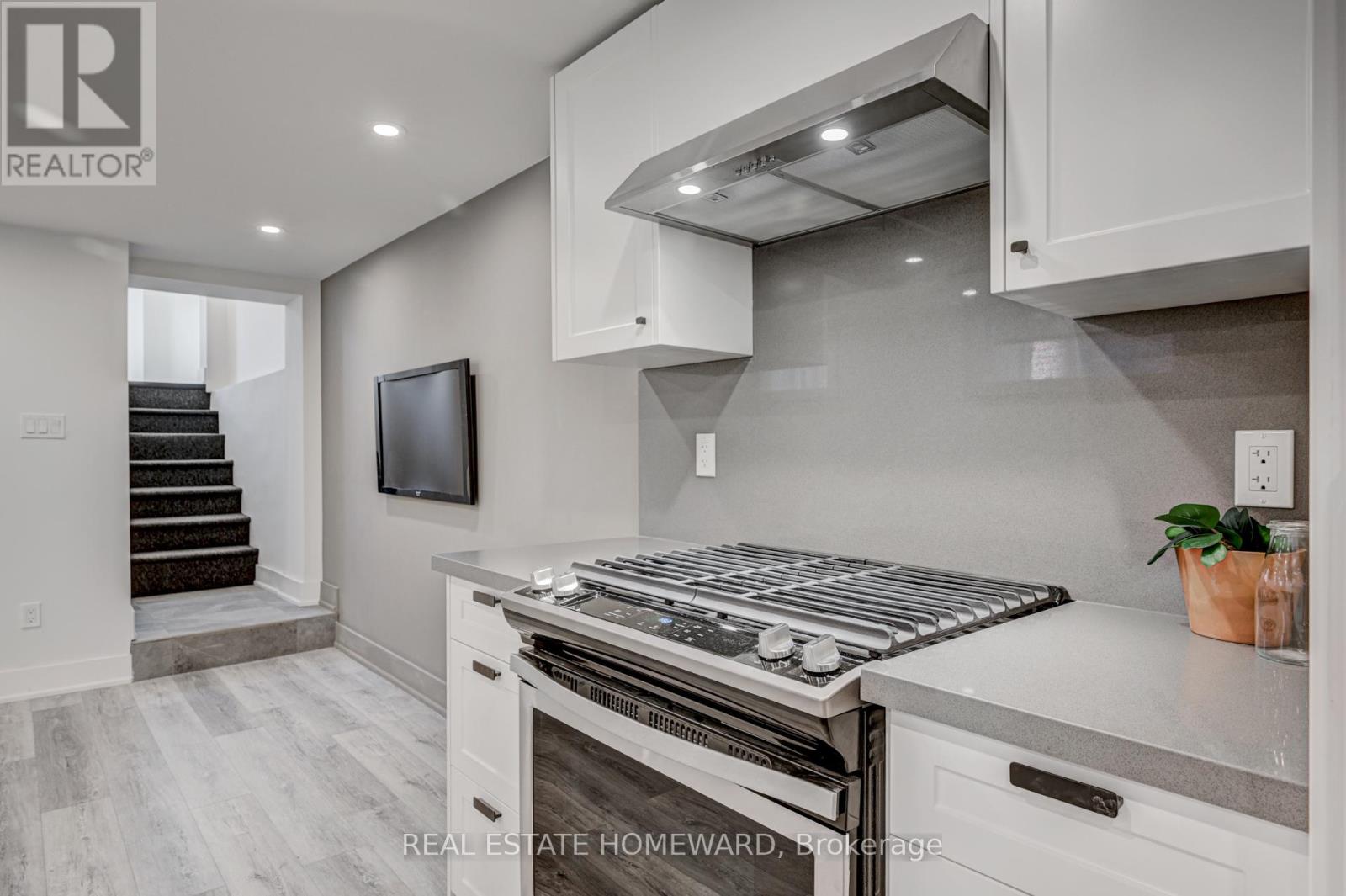 B - 40 Dewhurst Boulevard, Toronto, Ontario  M4J 3H9 - Photo 14 - E12485639