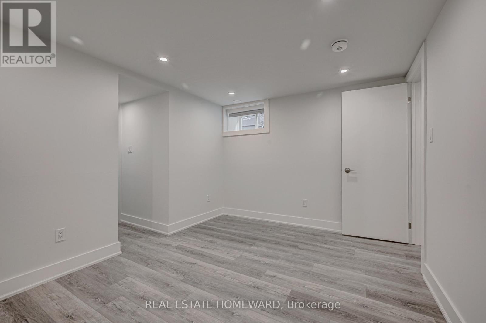 B - 40 Dewhurst Boulevard, Toronto, Ontario  M4J 3H9 - Photo 20 - E12485639