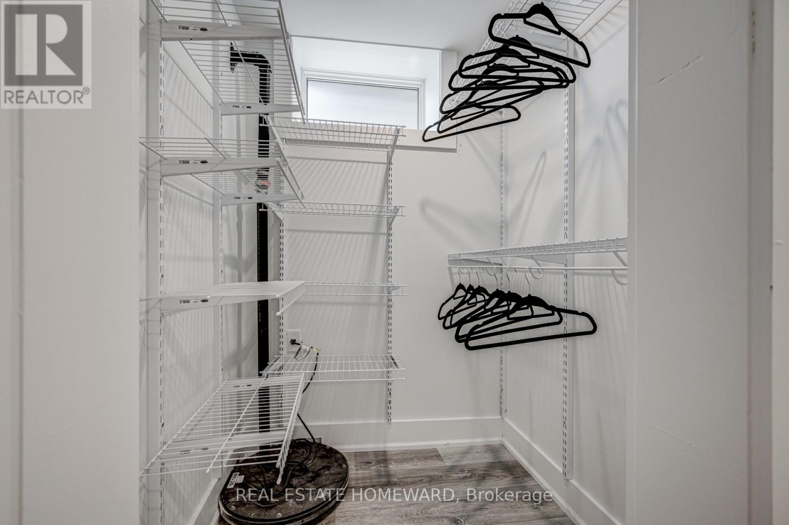 B - 40 Dewhurst Boulevard, Toronto, Ontario  M4J 3H9 - Photo 21 - E12485639