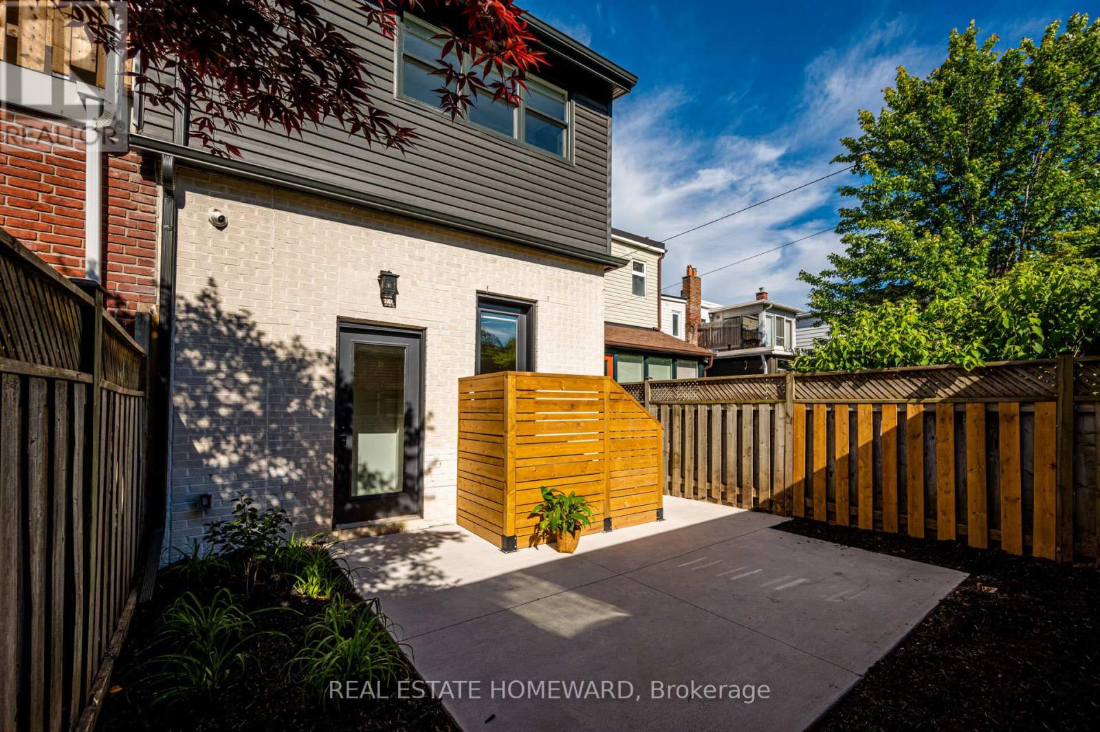 B - 40 Dewhurst Boulevard, Toronto, Ontario  M4J 3H9 - Photo 25 - E12485639