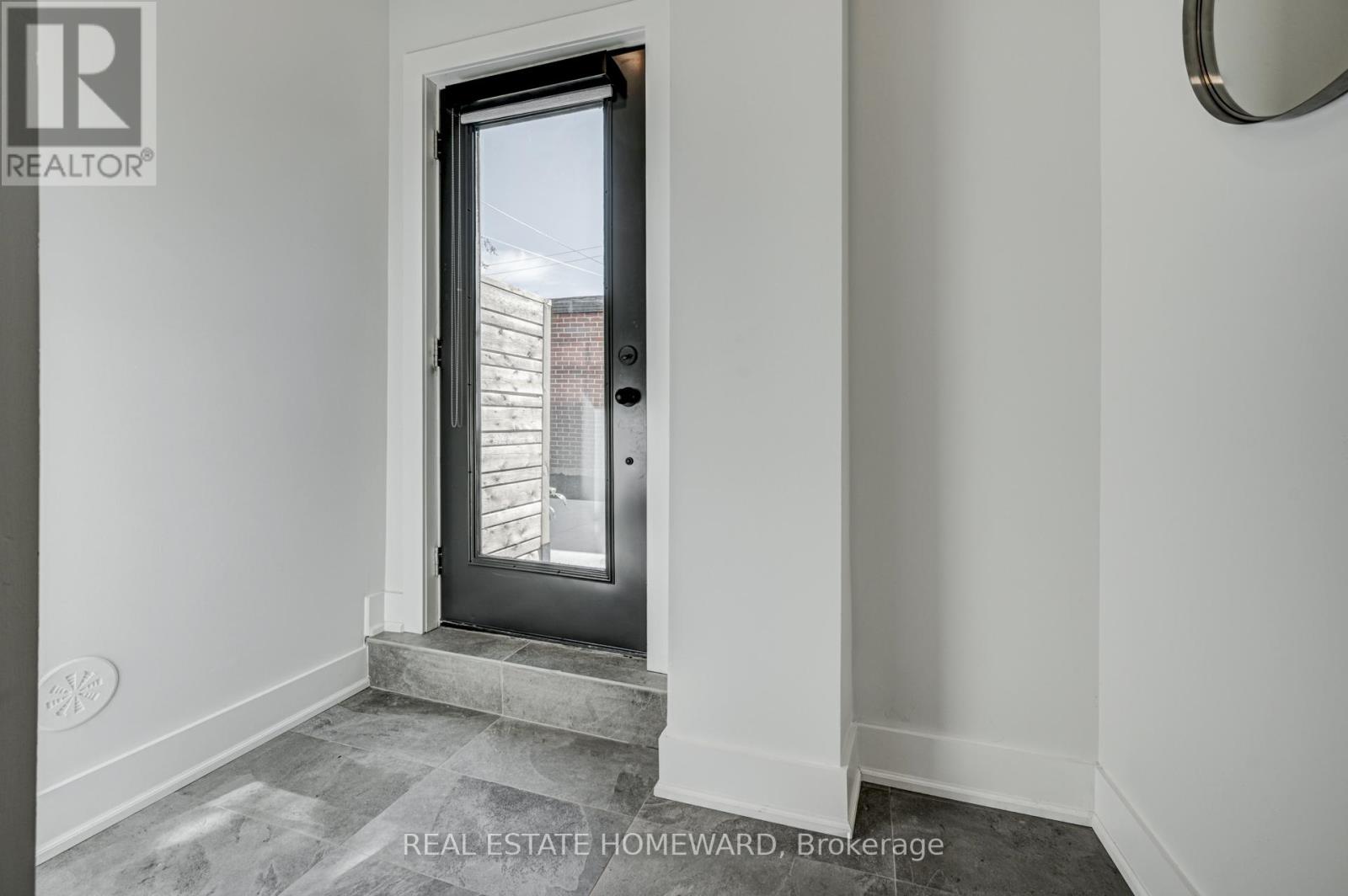 B - 40 Dewhurst Boulevard, Toronto, Ontario  M4J 3H9 - Photo 3 - E12485639