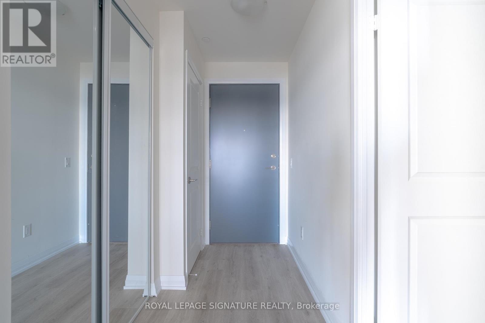 2303 - 3260 Sheppard Avenue E, Toronto, Ontario  M1T 3K3 - Photo 2 - E12485657