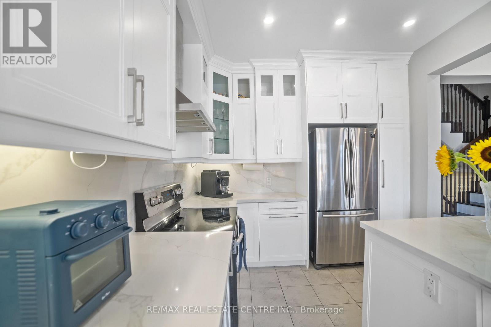 1106 Cactus Crescent, Pickering, Ontario  L1X 0G9 - Photo 13 - E12485660