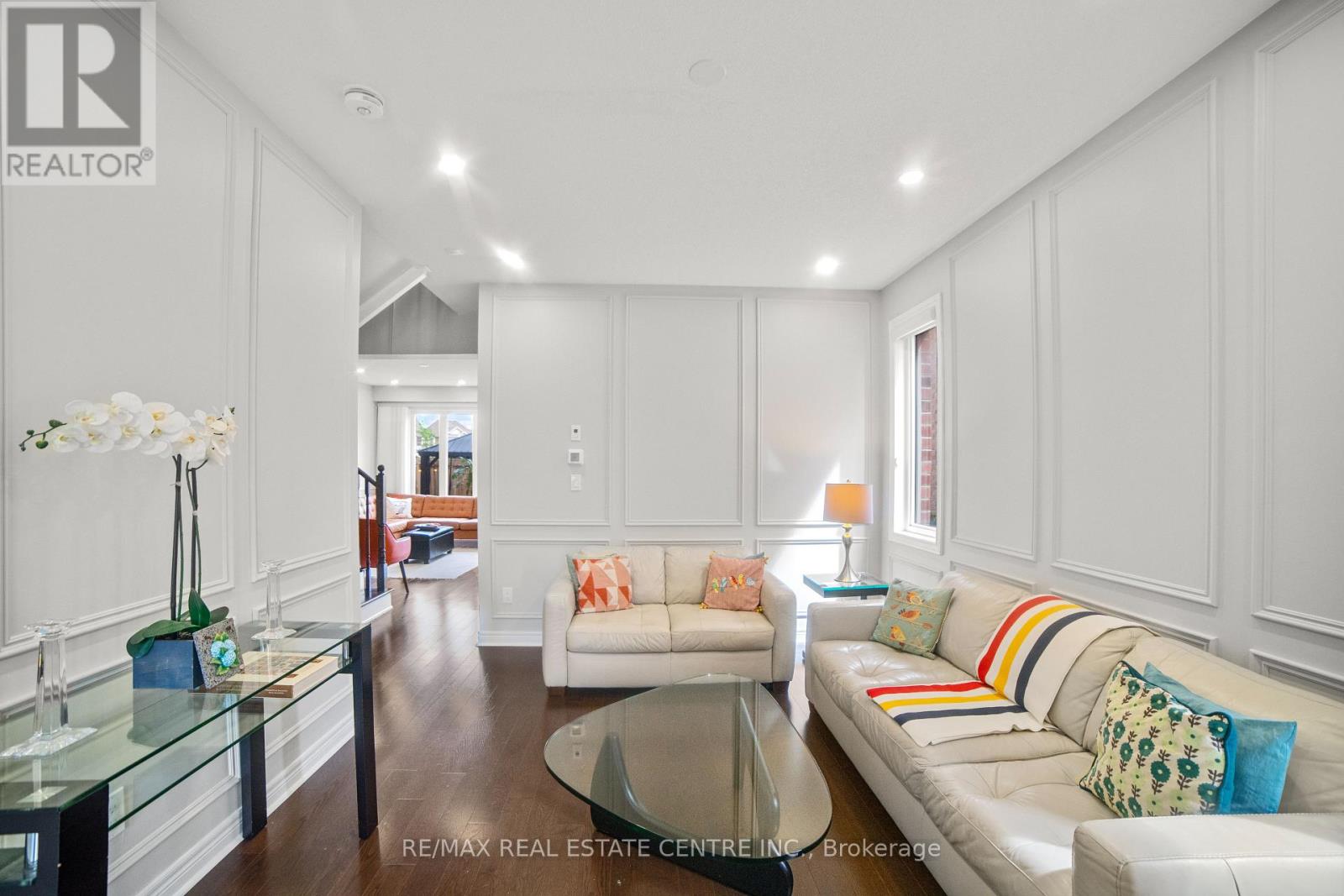 1106 Cactus Crescent, Pickering, Ontario  L1X 0G9 - Photo 3 - E12485660