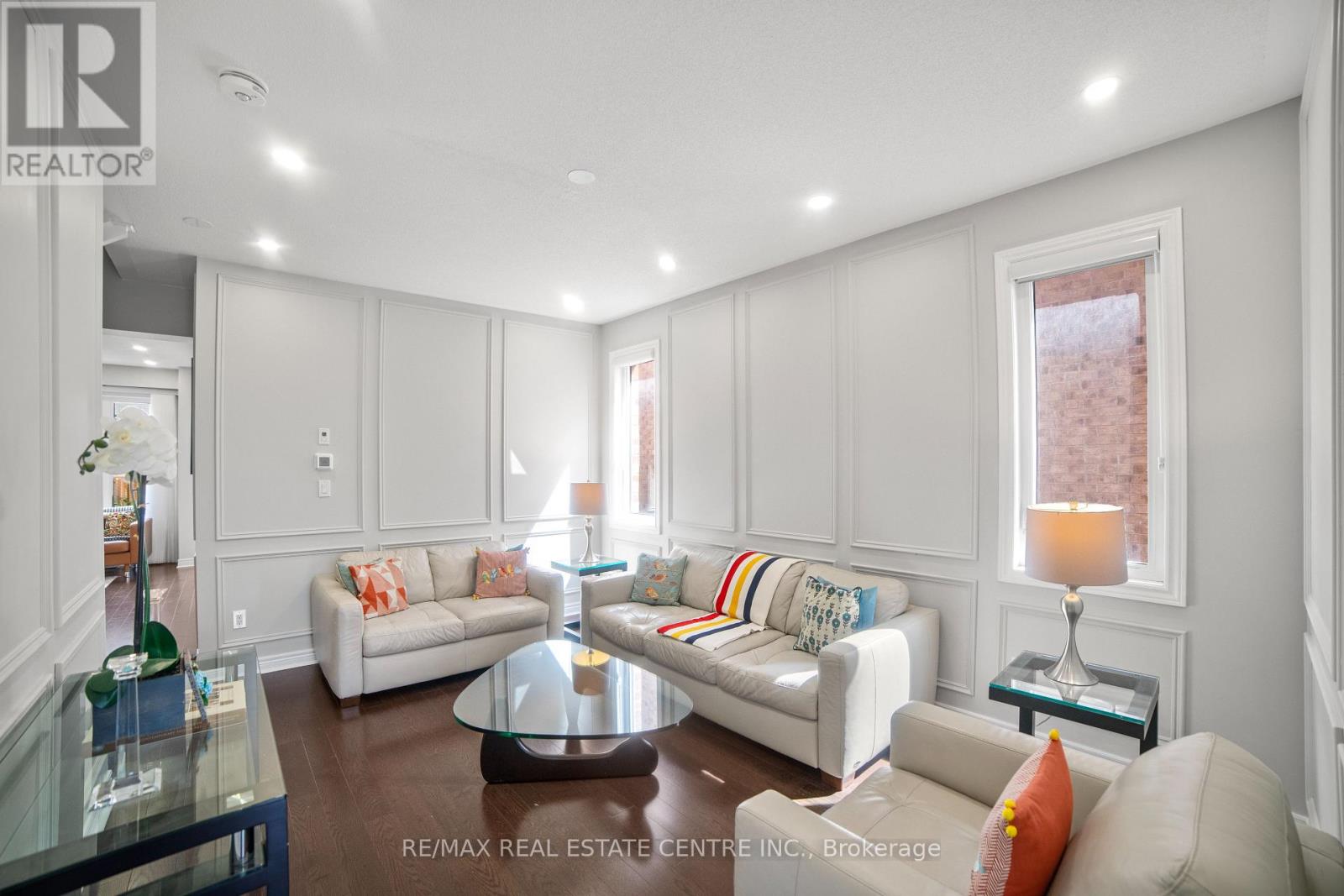 1106 Cactus Crescent, Pickering, Ontario  L1X 0G9 - Photo 4 - E12485660