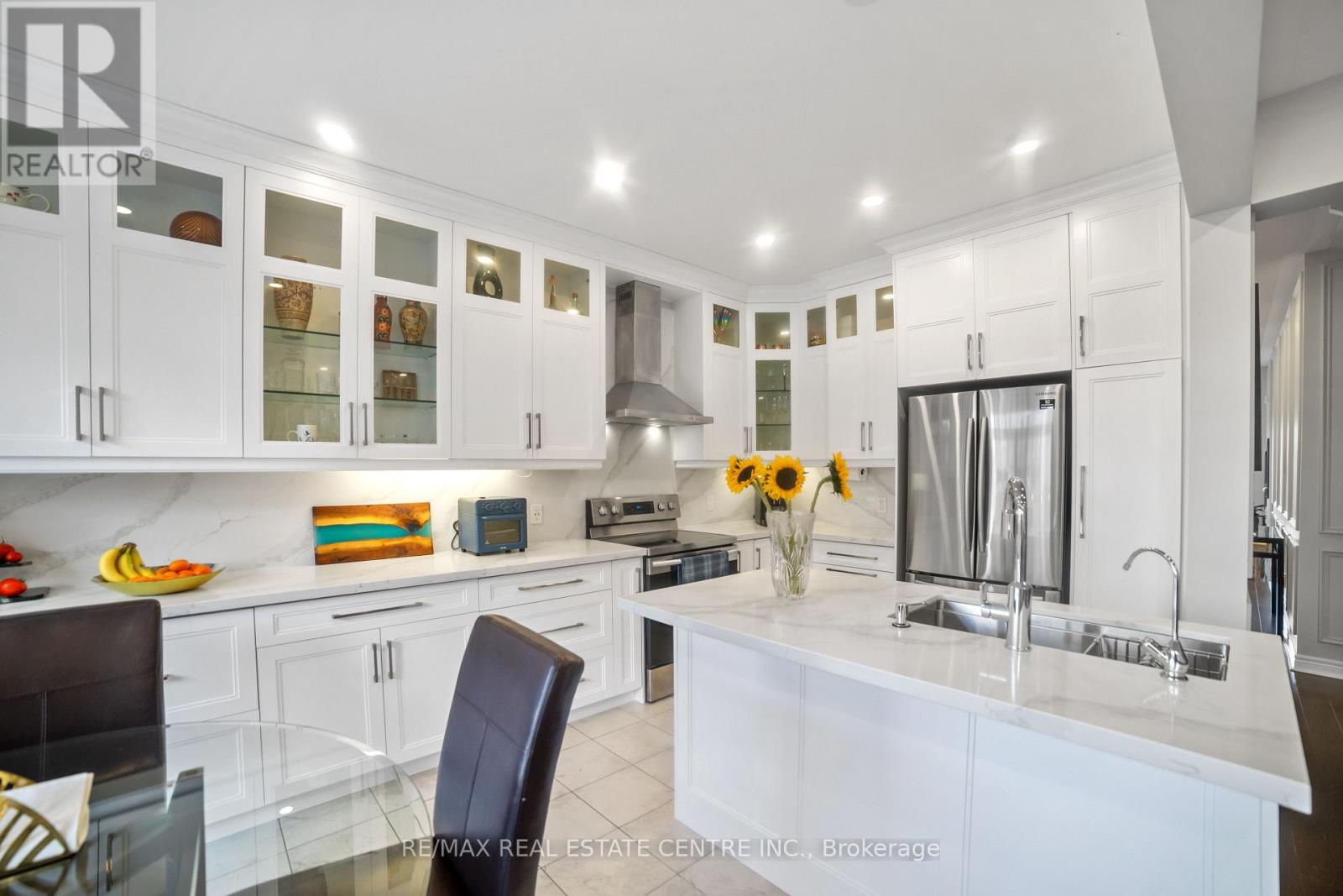 1106 Cactus Crescent, Pickering, Ontario  L1X 0G9 - Photo 9 - E12485660